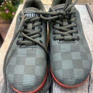 NoBull Tennis Shoes, W8.5, M7 (US)